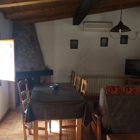 La Antigua Tahona Apartment Navaconcejo Luaran gambar