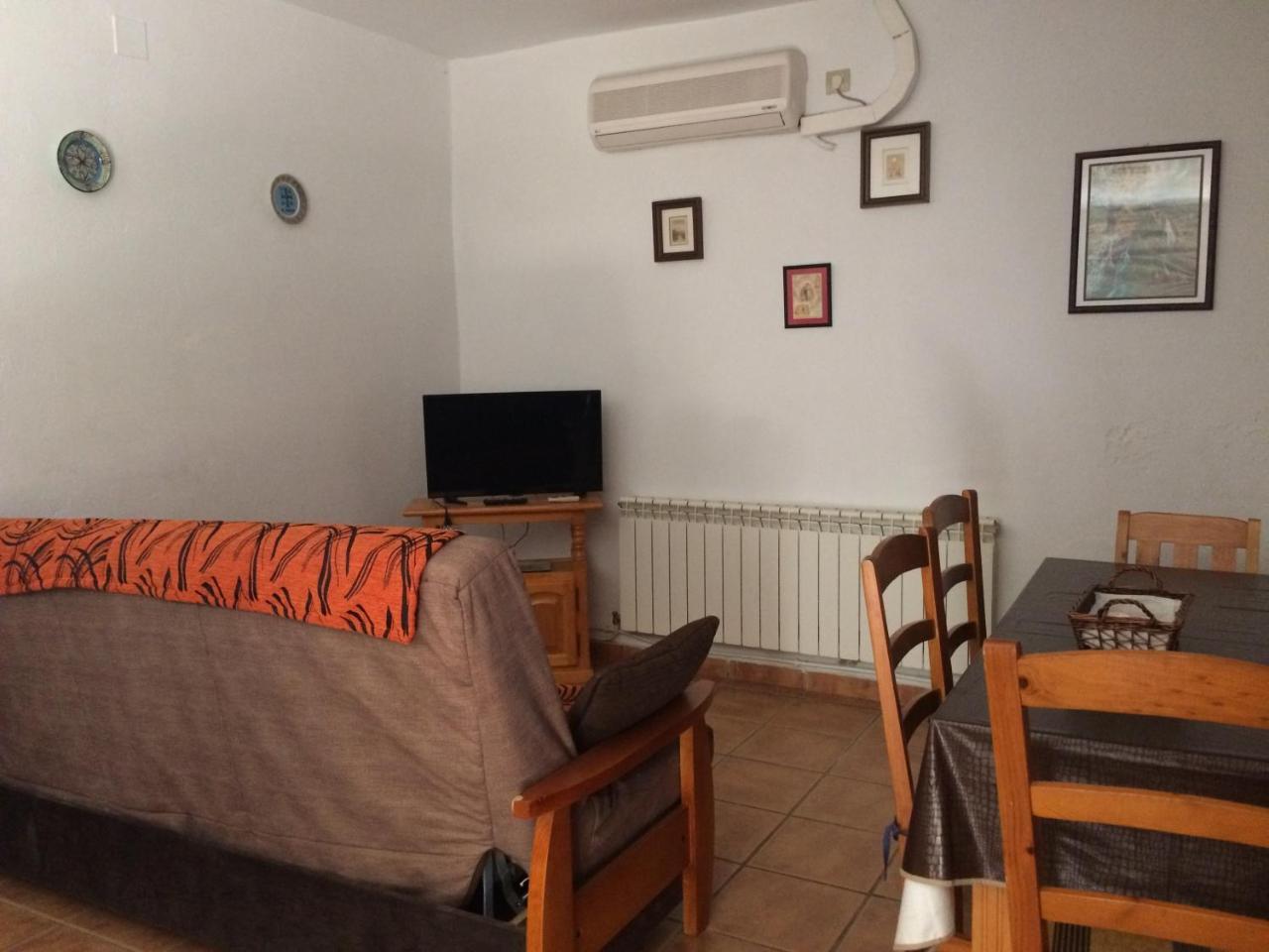 La Antigua Tahona Apartment Navaconcejo Luaran gambar